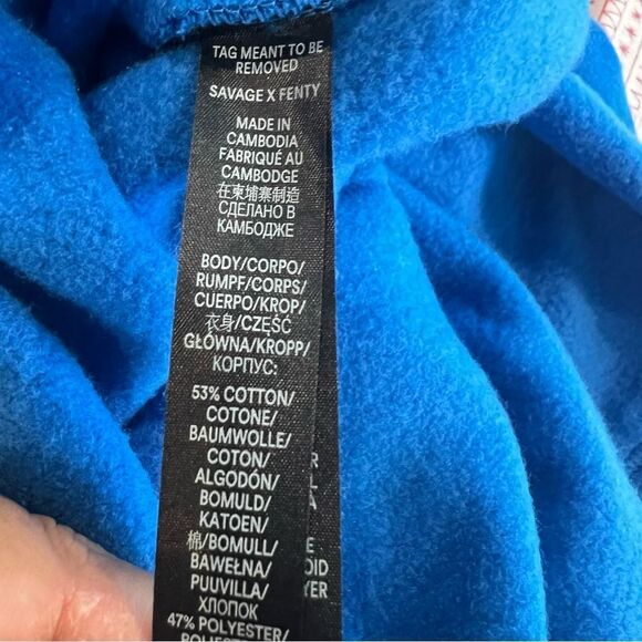 Savage X Fenty sweatshirt and sweatpants set top is small bottom is medium man - Picture 9 of 9